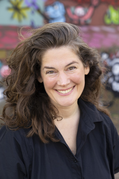 Sabina J. Mak